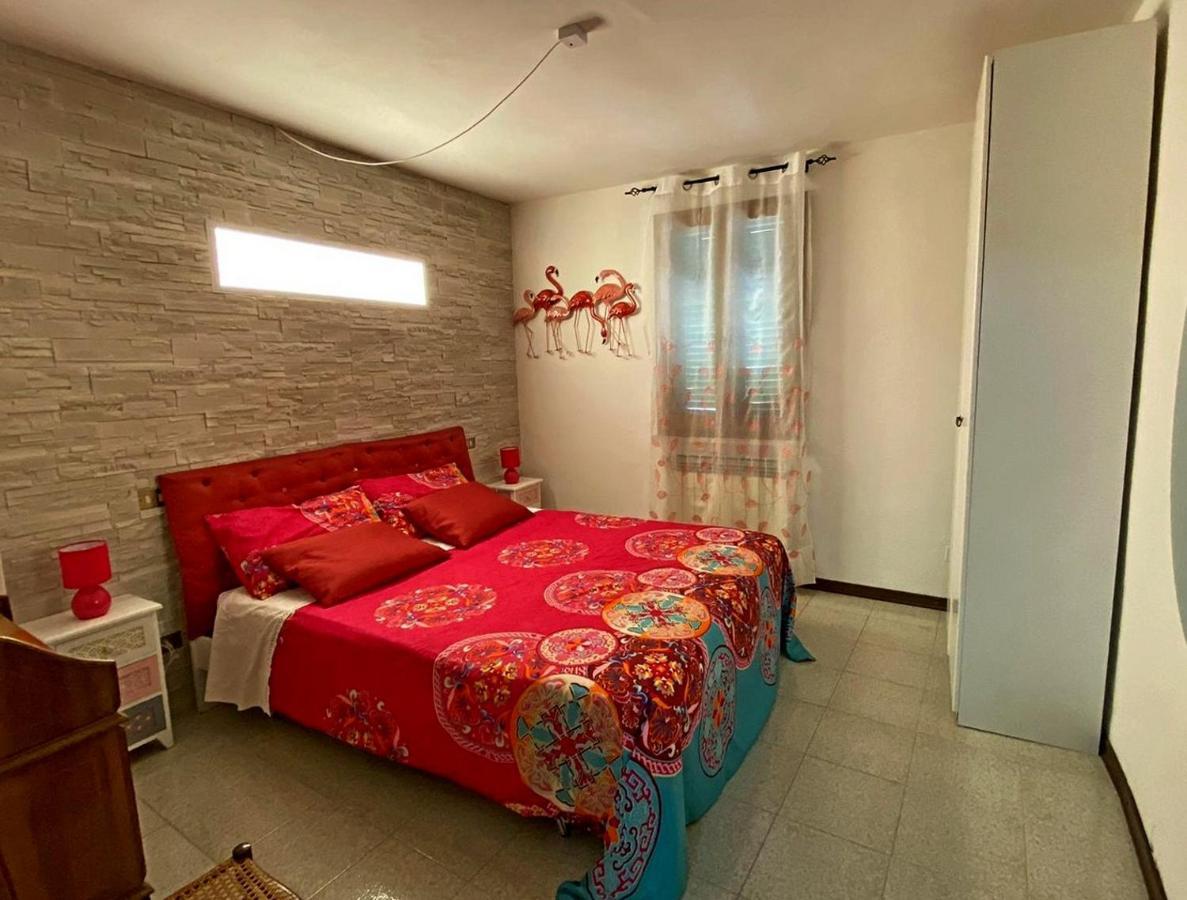 شقة La Casa Colorata تْشيتّا دي كاستيلّو المظهر الخارجي الصورة
